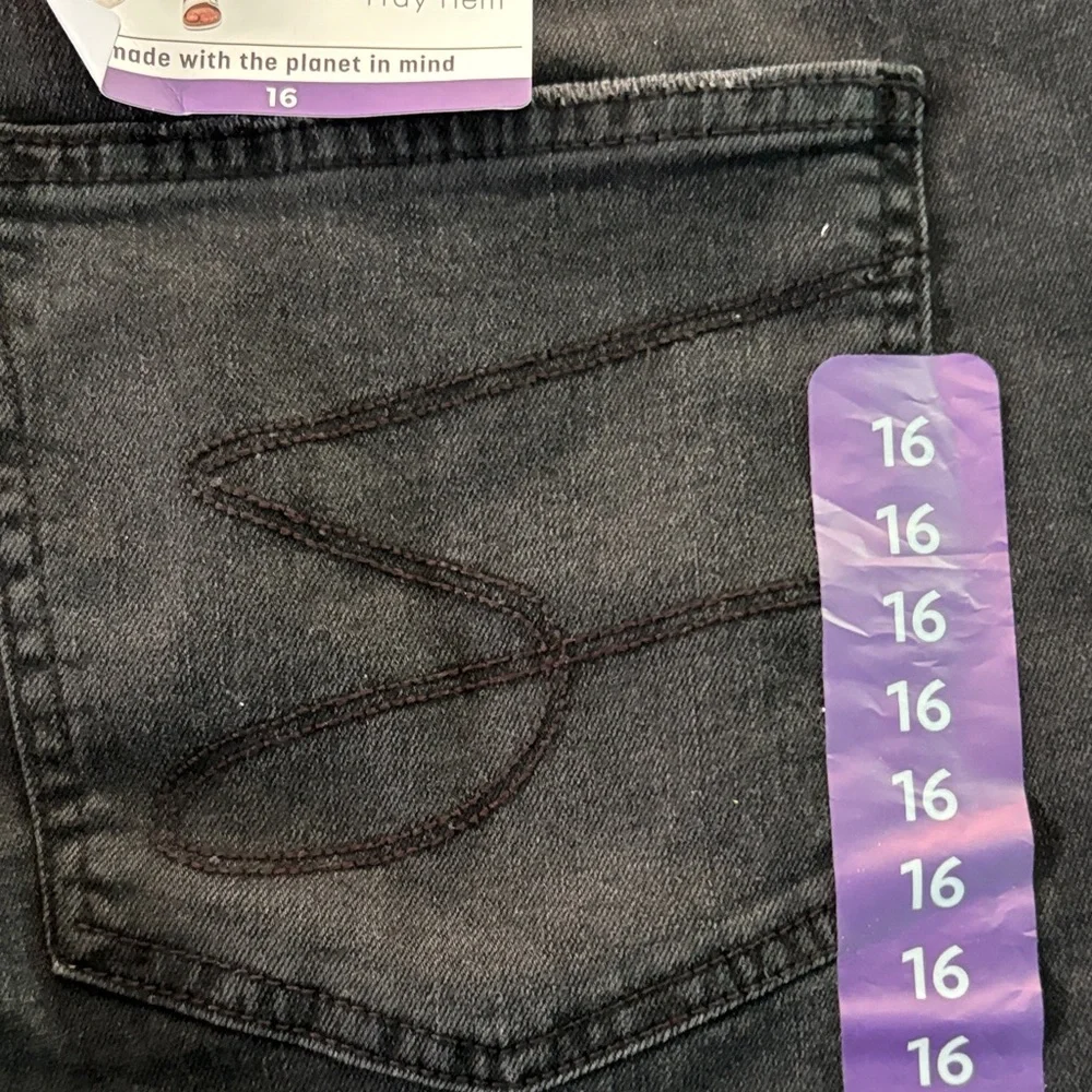 Seven7 Black Cutoff Denim Shorts
